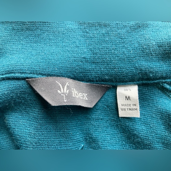 100% Merino Wool Ibex Knitted Vest in Dark Teal - Picture 6 of 6